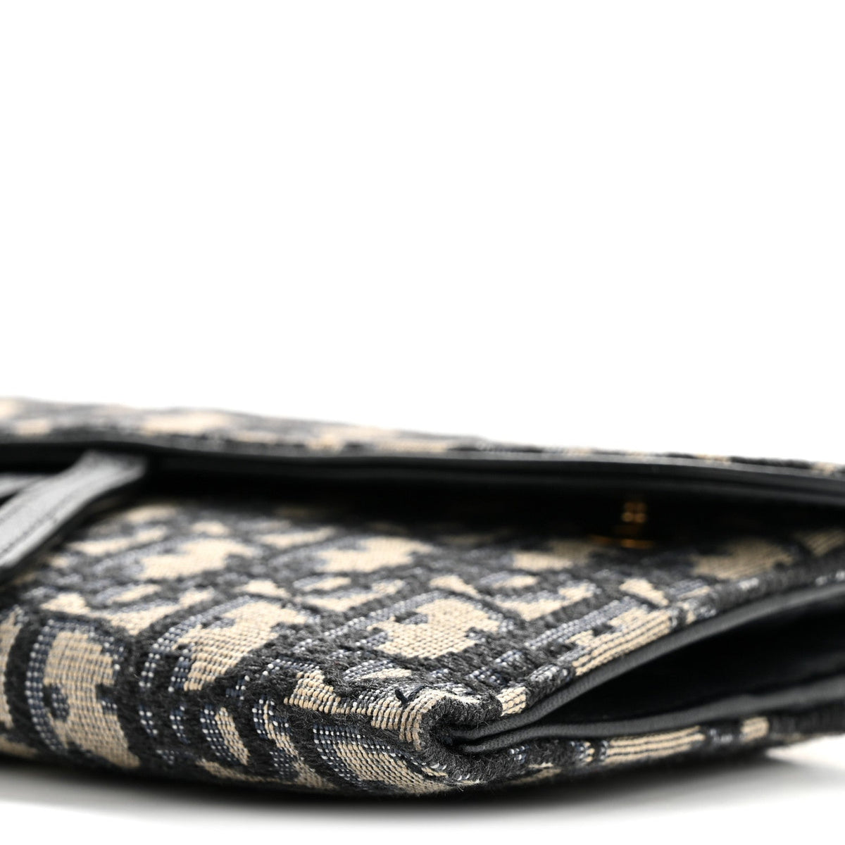 Oblique Saddle Chain Long Wallet Blue AT My store