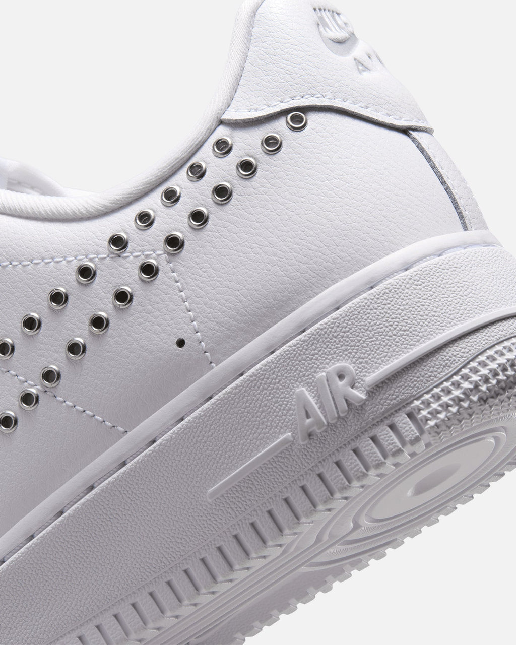Top Seller Nike Women's Air Force 1 '07 LV8