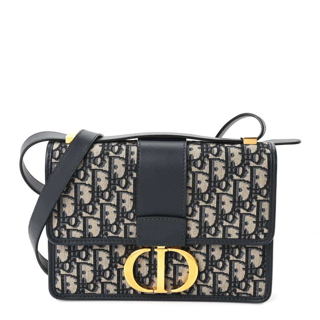 Oblique 30 Montaigne Flap Bag Blue AT My store