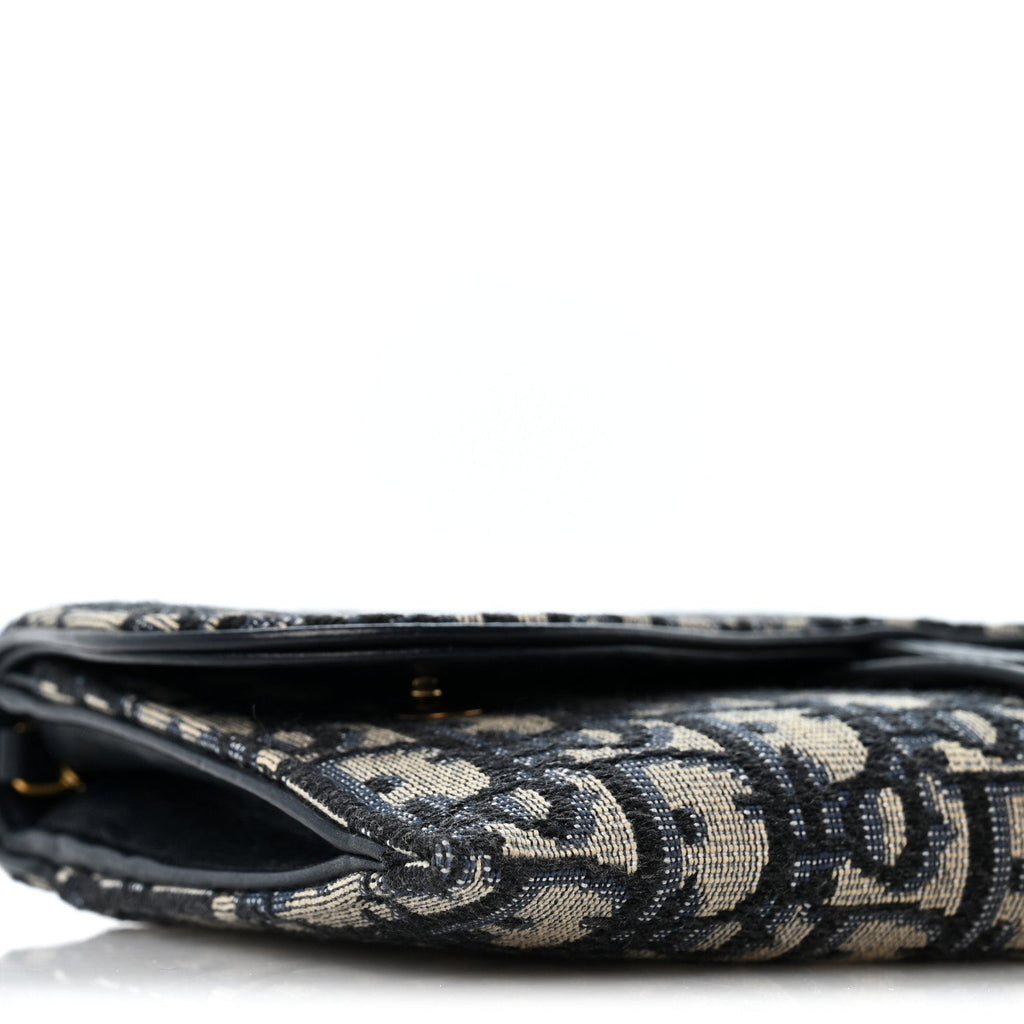 Oblique Small Saddle Chain Pouch Blue AT My store