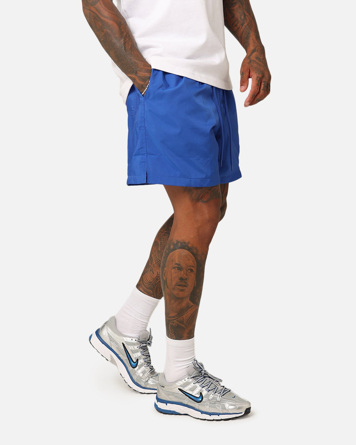 Top Seller Nike Club Flow Shorts Game Royal/White