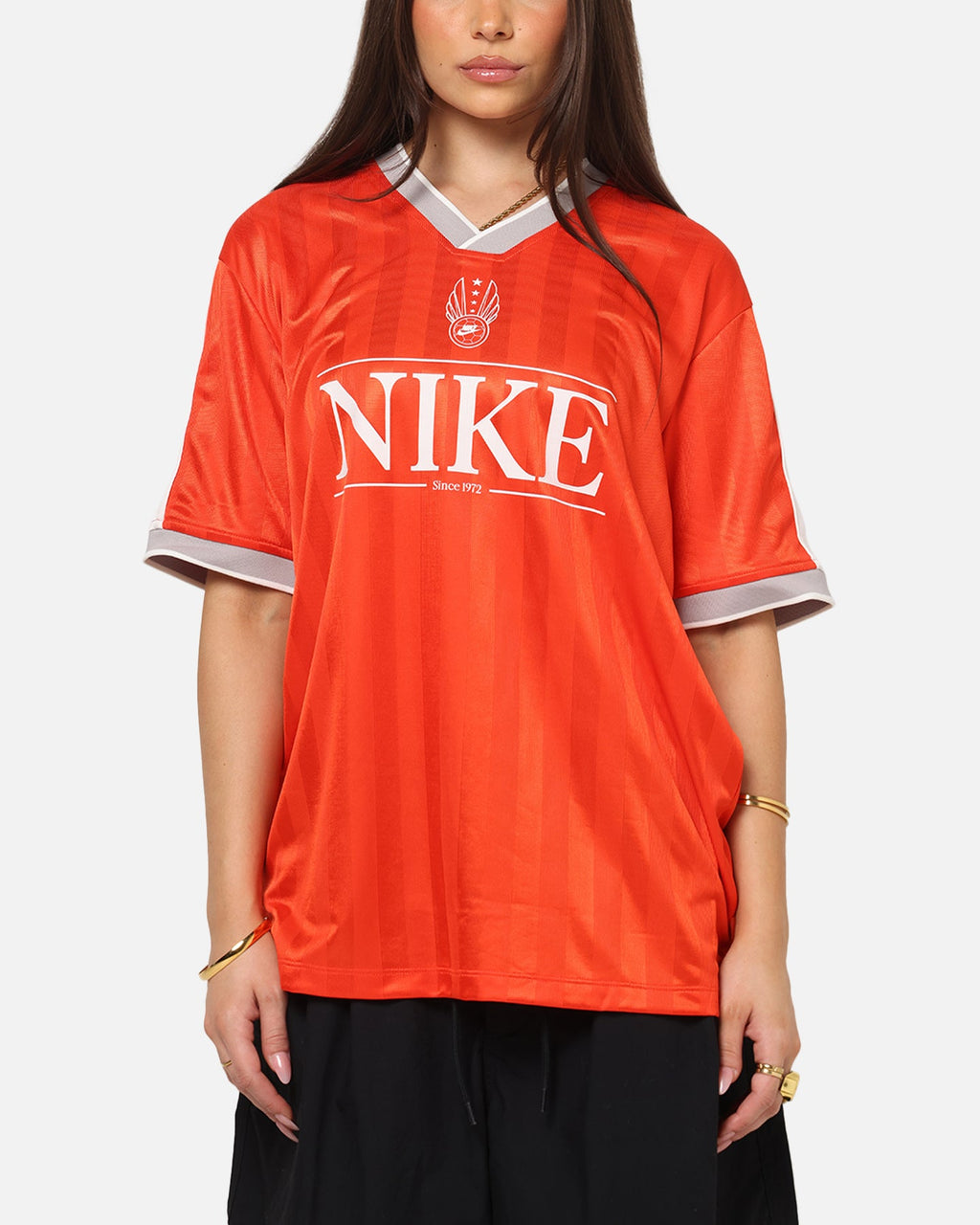 Top Seller Nike Women's Sportswear V-Neck Jersey T-Shirt Picante Red/Sail