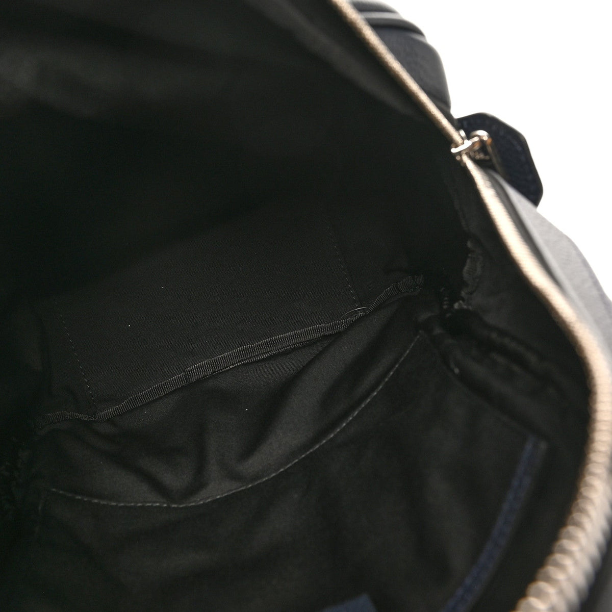 X SHAWN STUSSY Grained Calfskin Ox Head Crossbody Backpack Navy Blue AT My store