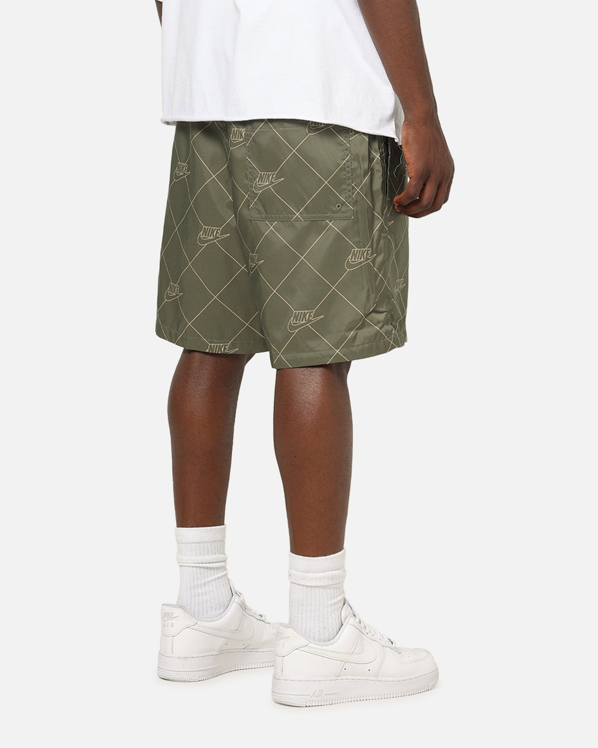 Top Seller Nike Sportswear Club Woven Flow Shorts Medium Olive/White