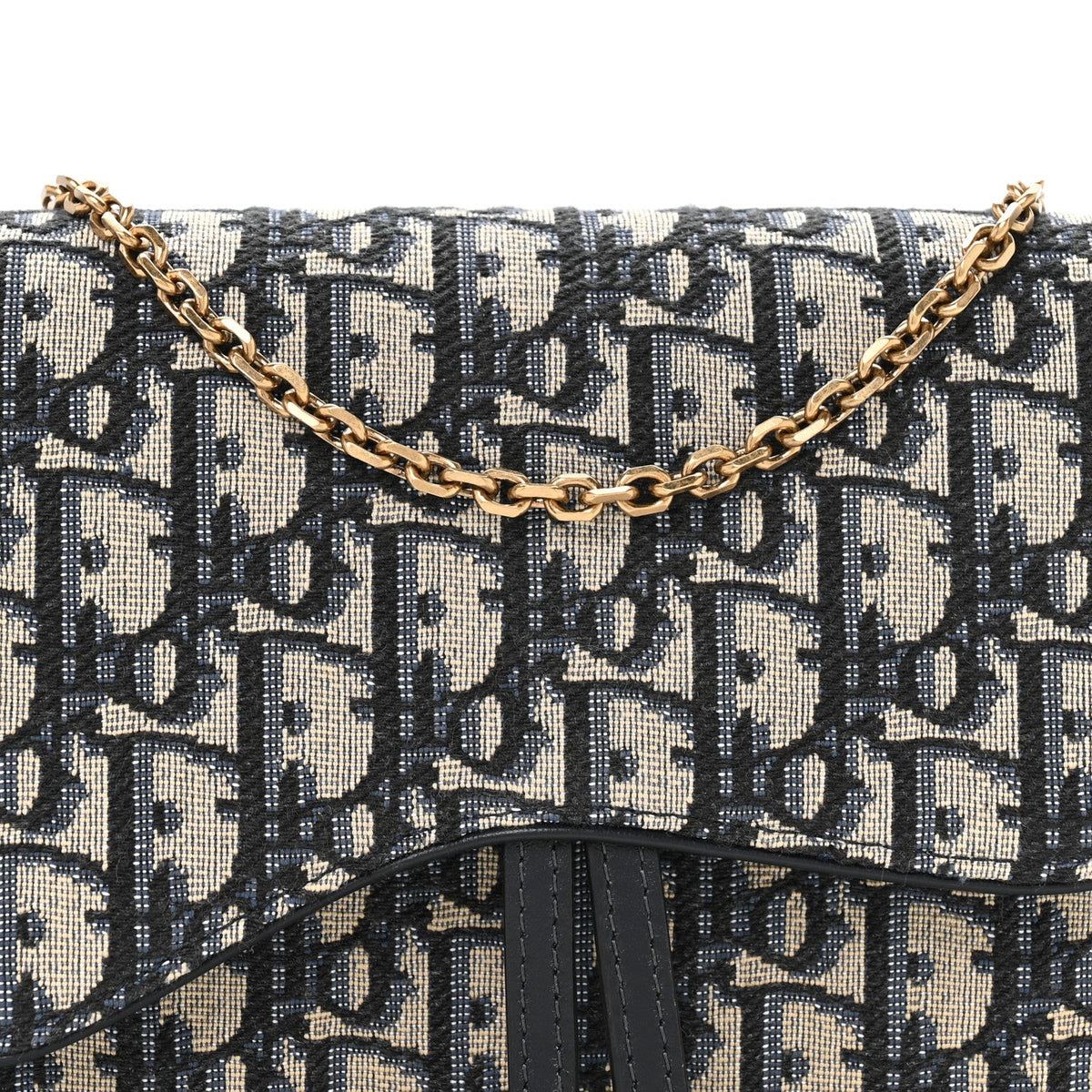 Oblique Saddle Chain Pouch Blue AT My store