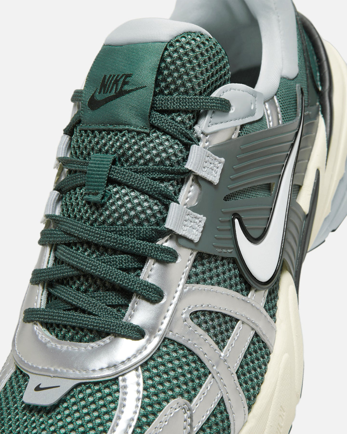 Top Seller Nike V2K Run Vintage Green