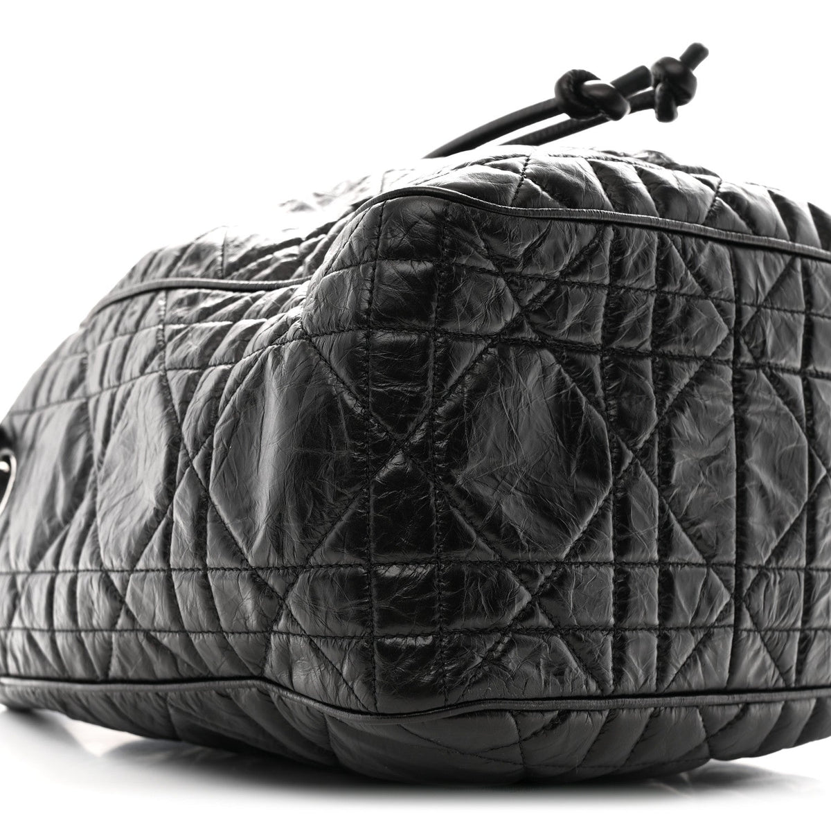 Crinkled Calfskin Macrocannage Medium D-Motion Bag Black AT My store