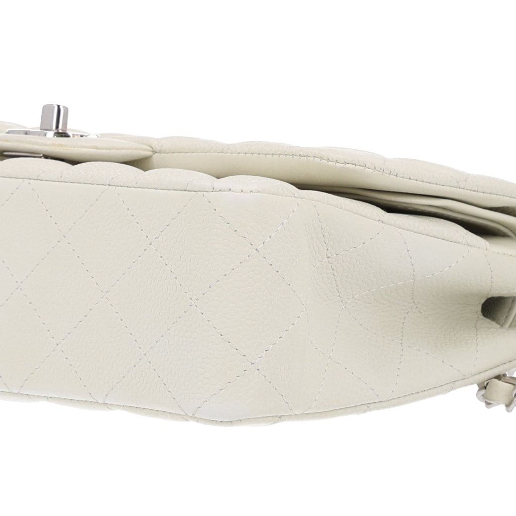 Caviar Quilted Medium Double Flap Light Green At My store