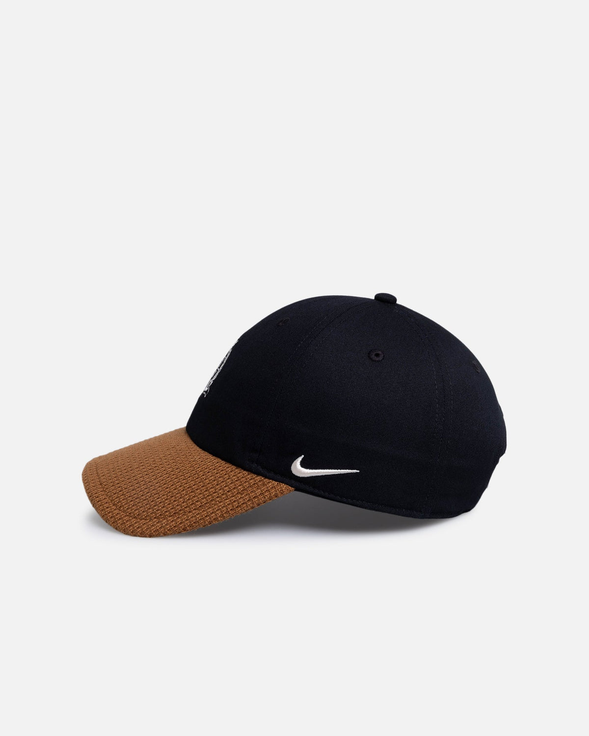 Top Seller Nike Club Unstructured Knit Strapback Cap Black/Brown