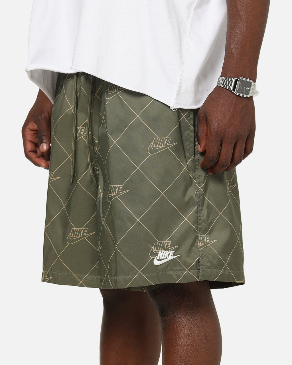 Top Seller Nike Sportswear Club Woven Flow Shorts Medium Olive/White
