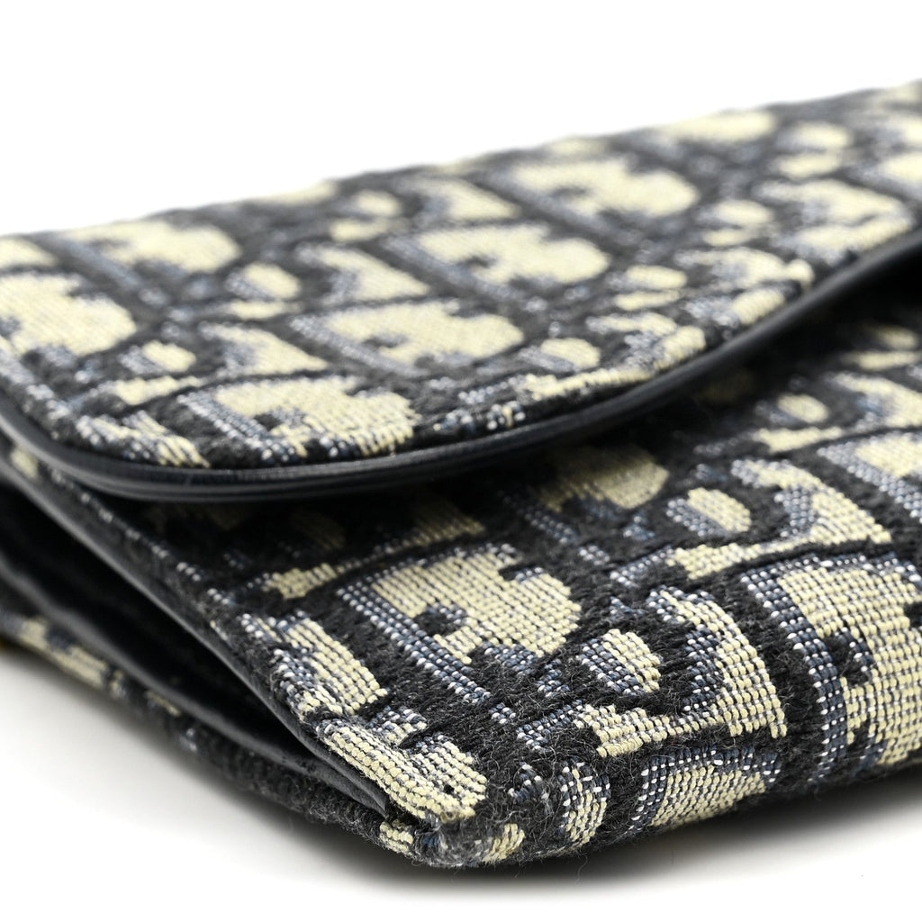 Oblique Saddle Chain Long Wallet Blue AT My store