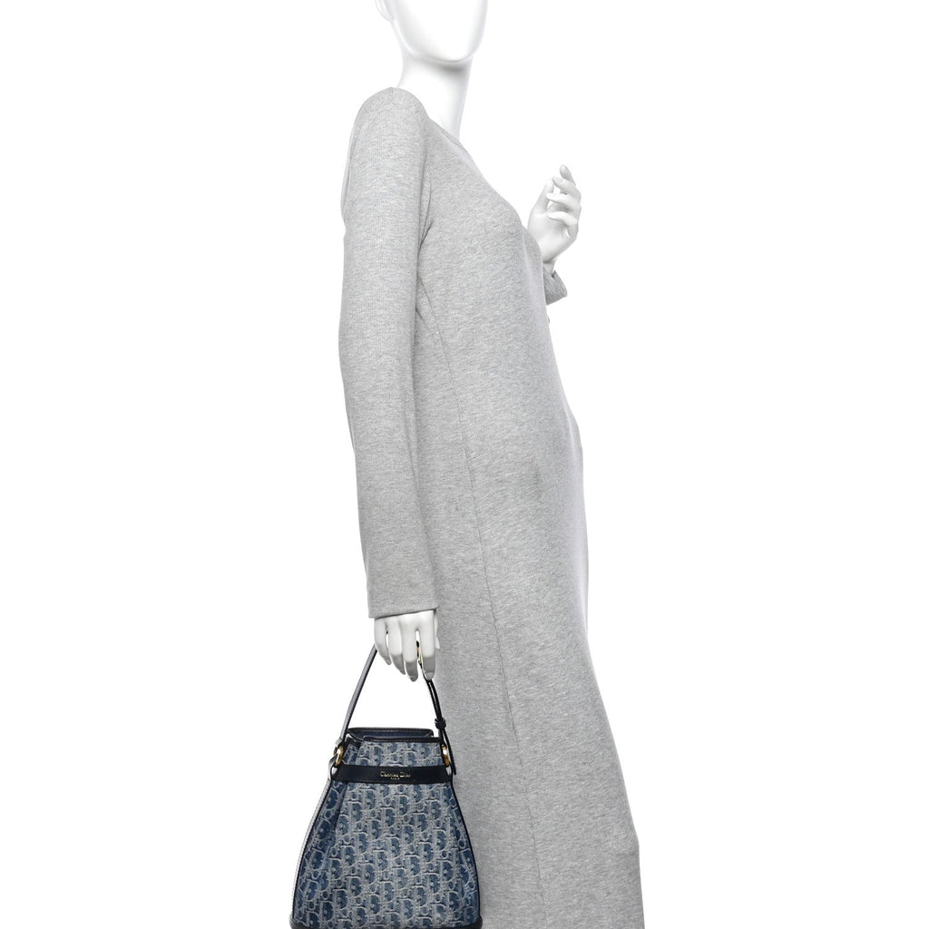 Denim Oblique Jacquard Medium C'est Chain Bucket Bag Denim Blue AT My store