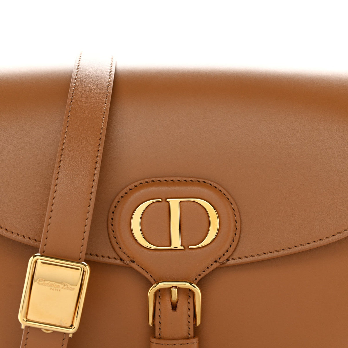 Box Calfskin Medium Bobby Flap Camel AT My store