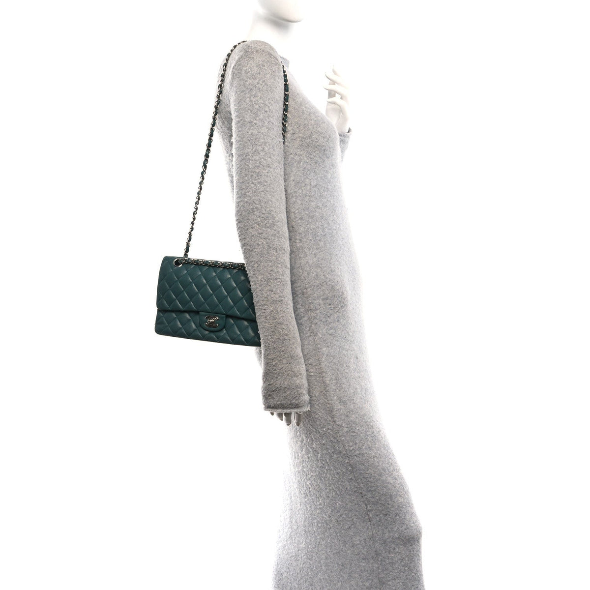 Caviar Quilted Medium Double Flap Green At My store