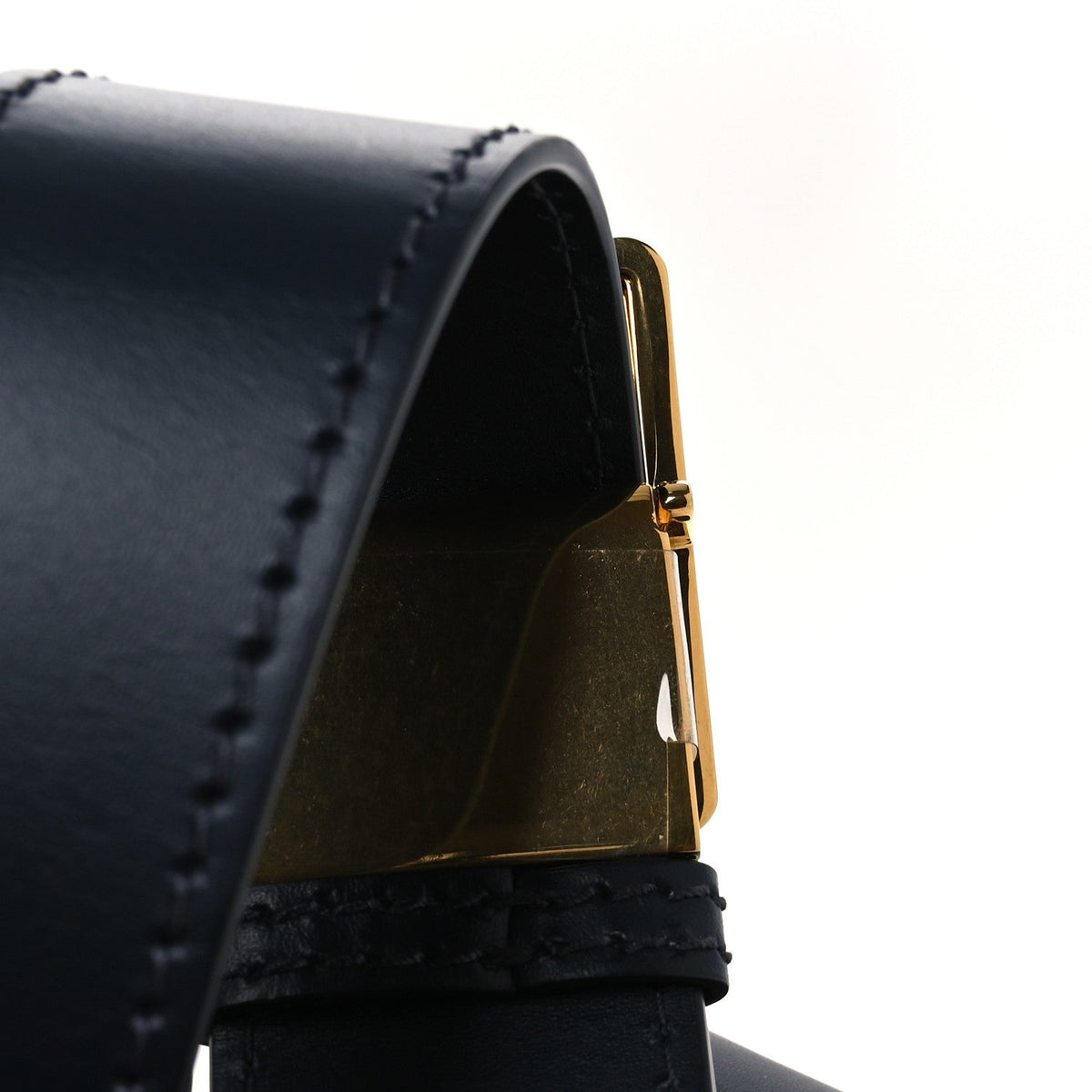 Oblique 30 Montaigne Box Bag Blue AT My store