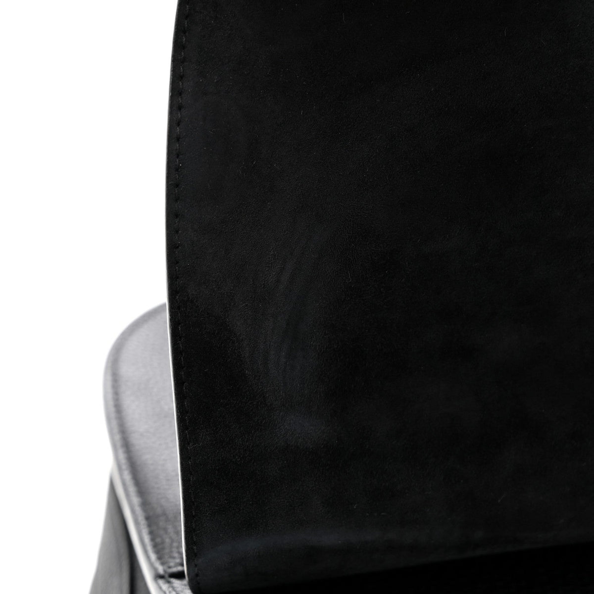 Grained Calfskin Large Bobby Flap Black AT My store