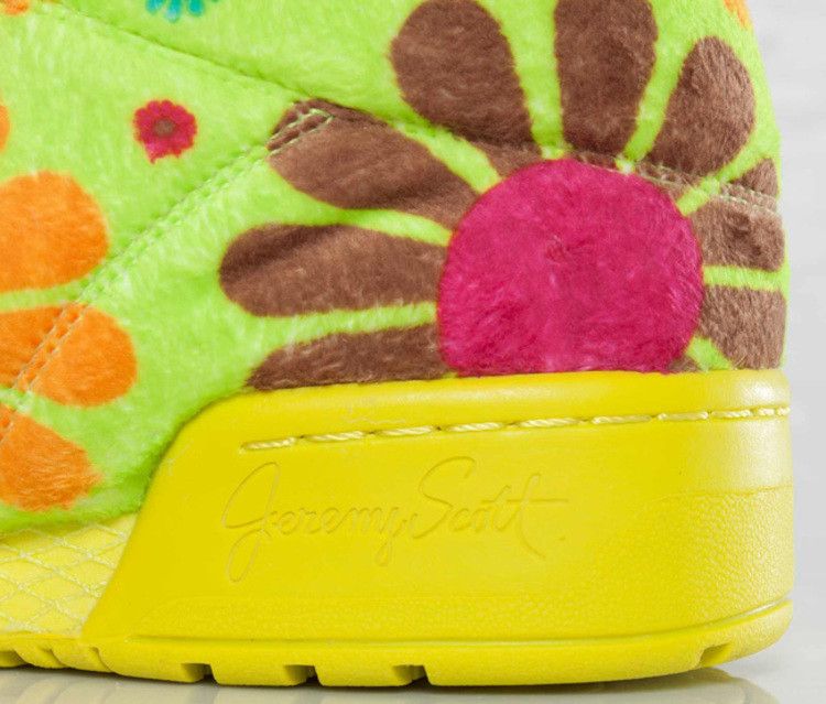 adidas JS Bear Flower Power dealsale365