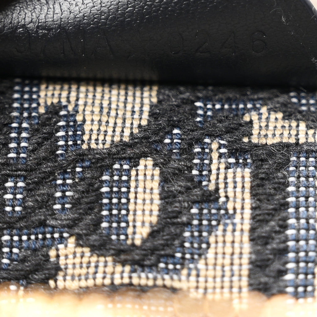 Oblique Nomad Pouch Blue AT My store