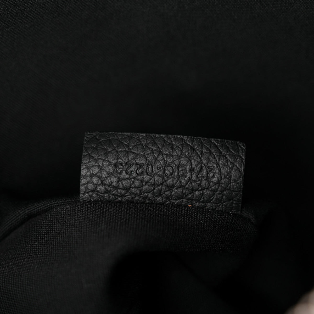 Oblique Saddle Triple Pouch Black AT My store