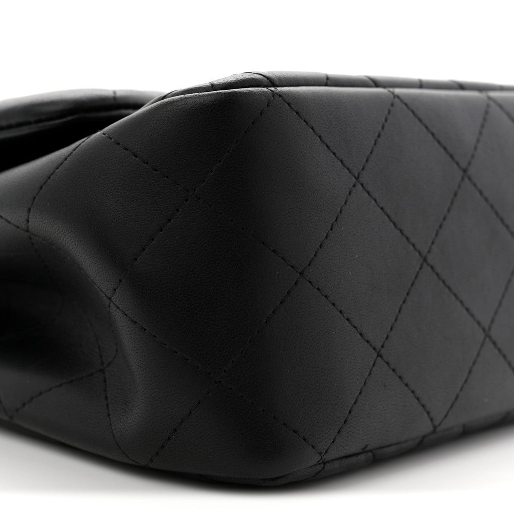 Lambskin Quilted Jumbo Double Flap Black At My store