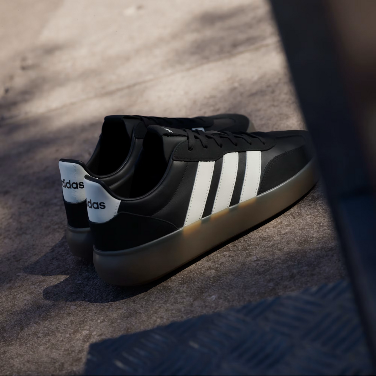 New Arrival Adidas Original BARREDA DECODE LUX  Men -BLACK WHITE