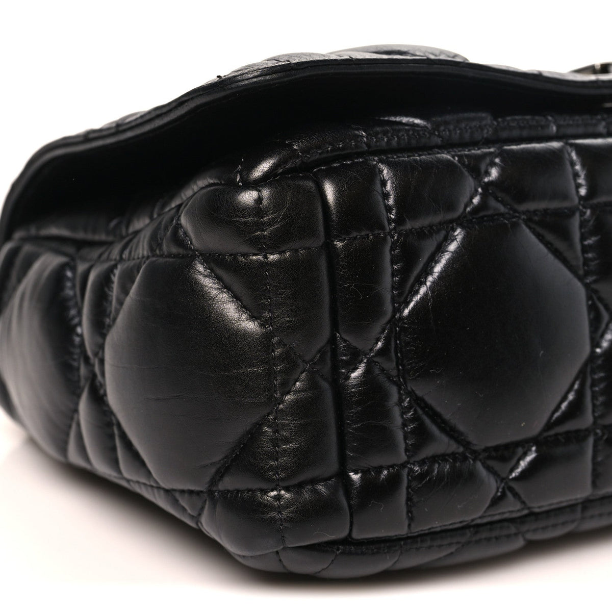 Calfskin Macrocannage Medium Caro Bag Black AT My store