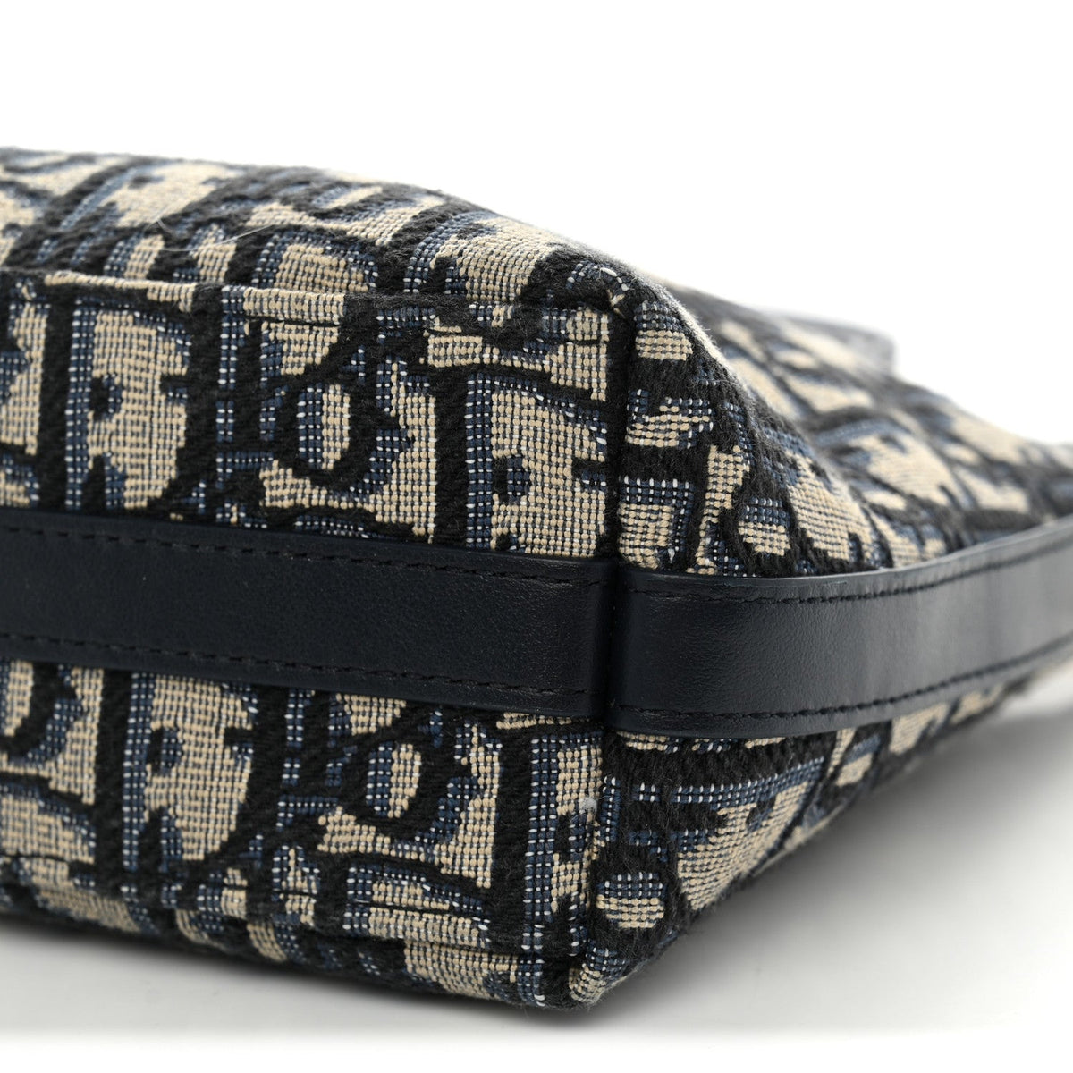 Oblique 30 Montaigne Diorling Mini Bag With Chain Blue AT My store