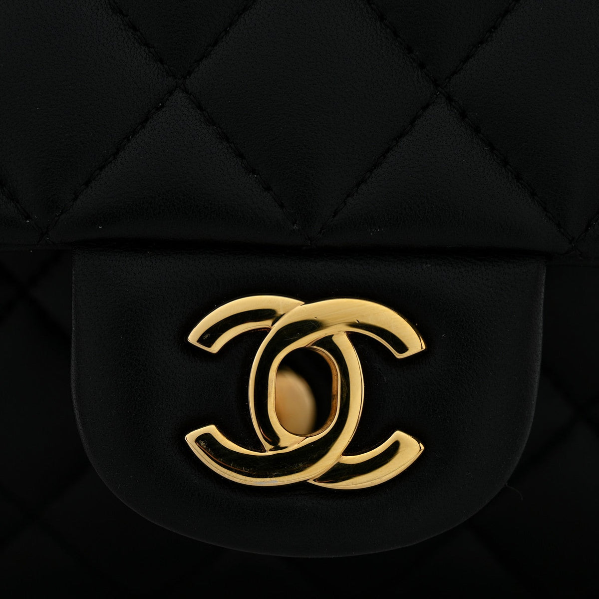 Lambskin Quilted Medium Double Flap Black At My store
