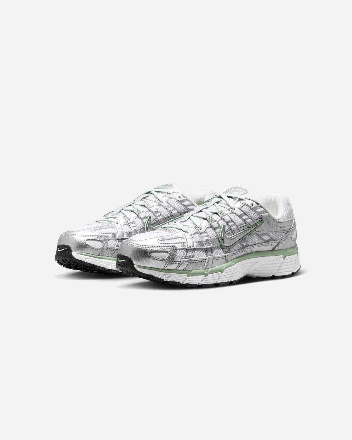 Top Seller Nike Women's P-6000 Metallic Silver