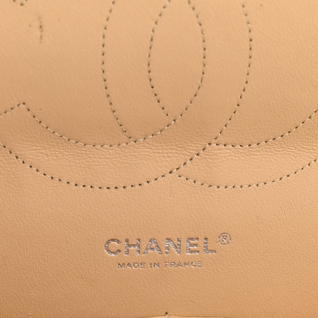 Caviar Quilted Jumbo Double Flap Beige Clair At My store