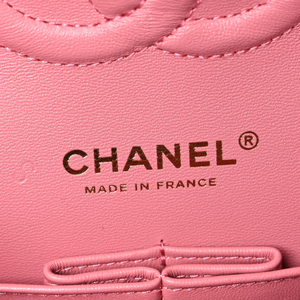 Iridescent Caviar Quilted Medium Double Flap Rose Pink At My store