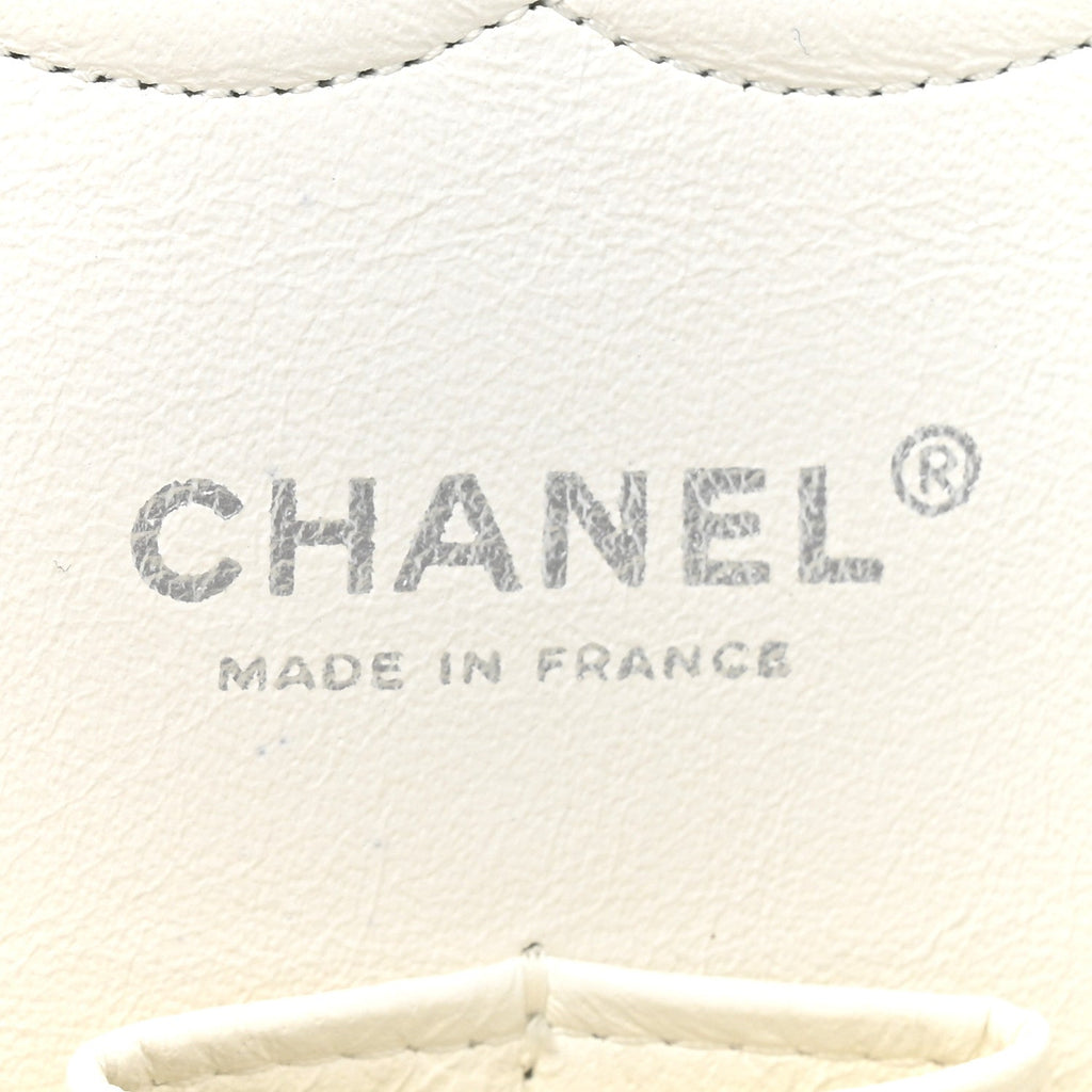 Caviar Quilted Medium Double Flap White At My store