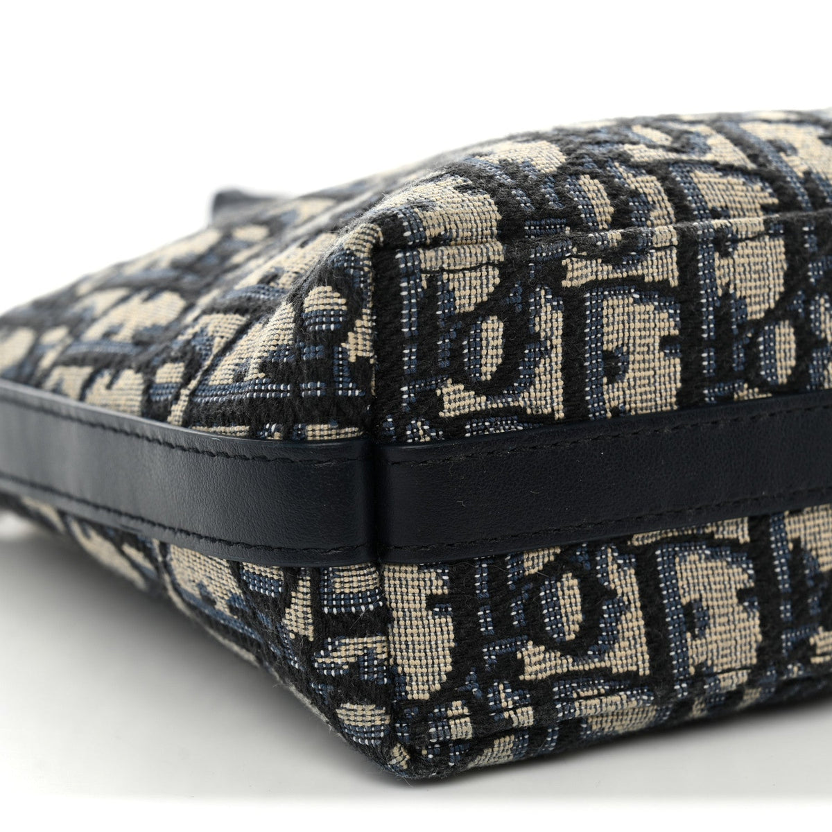 Oblique 30 Montaigne Diorling Mini Bag With Chain Blue AT My store