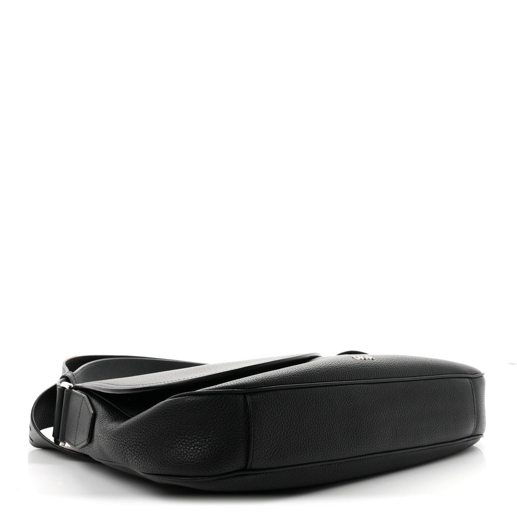 Grained Calfskin Saddle Messenger Bag Black AT My store