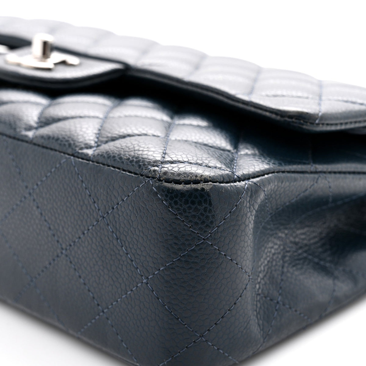 Caviar Quilted Medium Double Flap Navy At My store