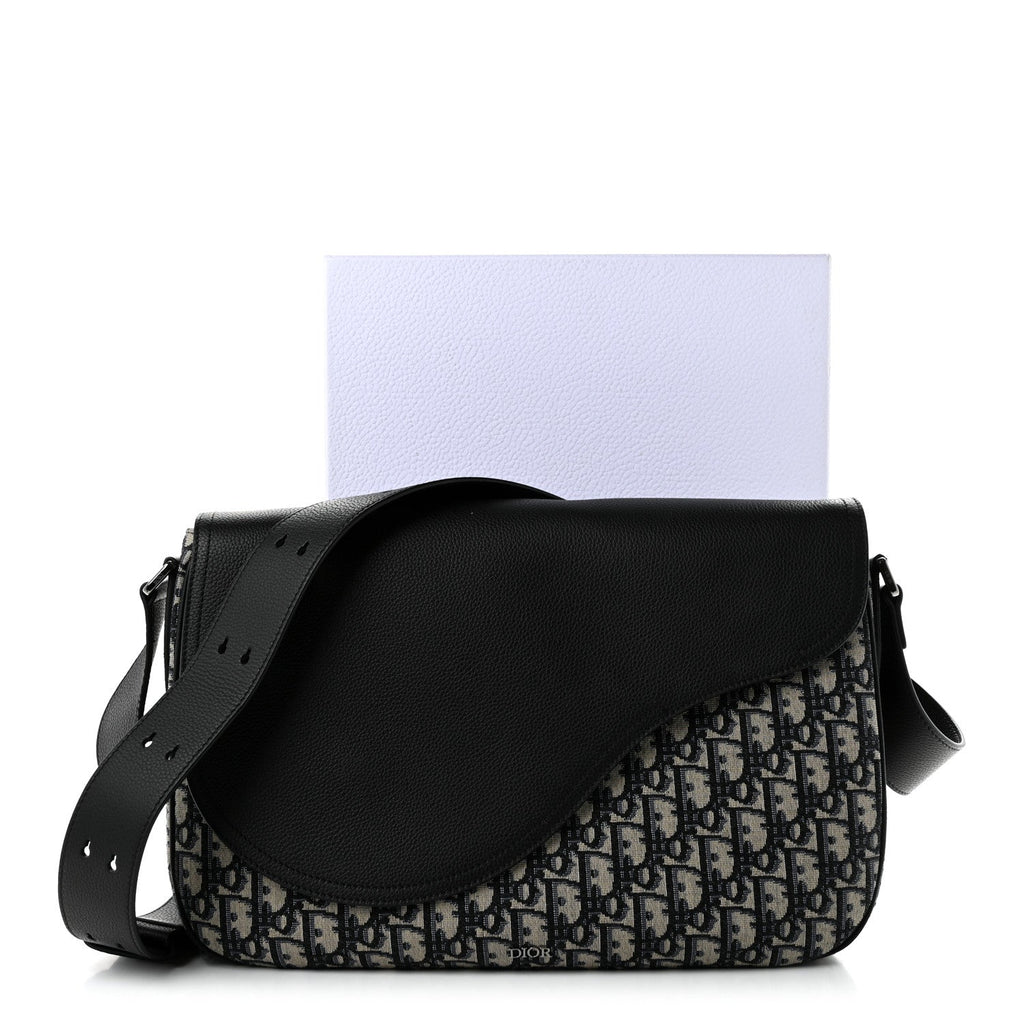Grained Calfskin Oblique Large Saddle Messenger Black AT My store