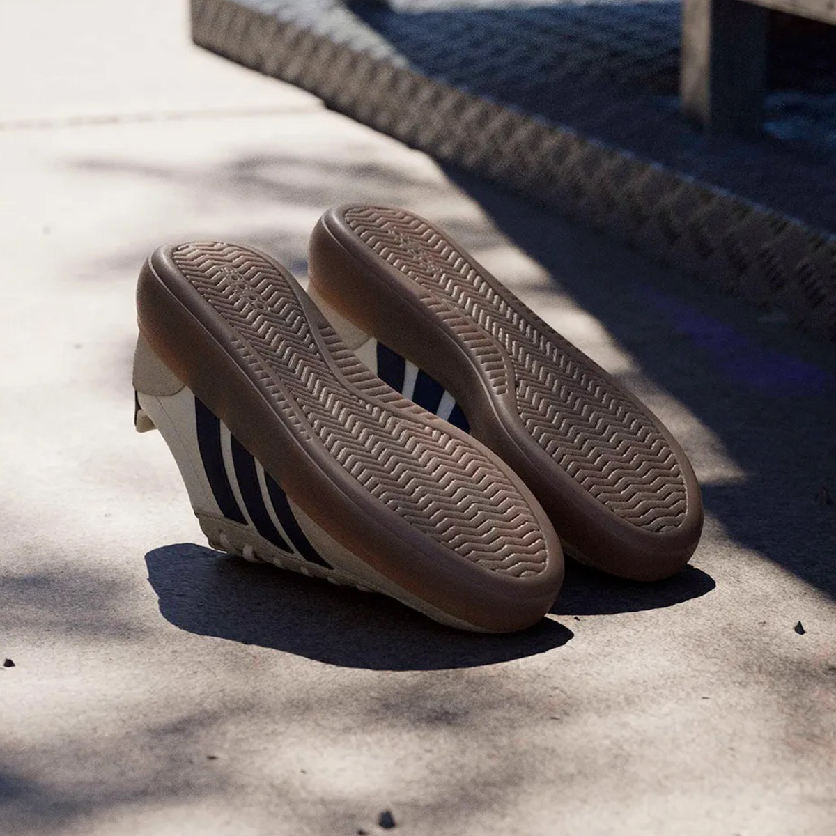 New Arrival Adidas Original BARREDA DECODE LUX  Men -BEIGE NAVY