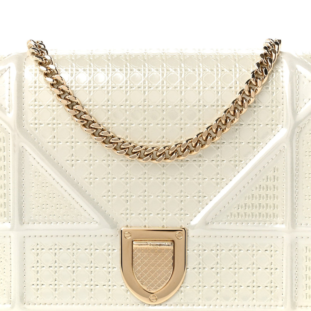 Patent Micro-Cannage Diorama Wallet on Chain Pouch Metallic White AT My store