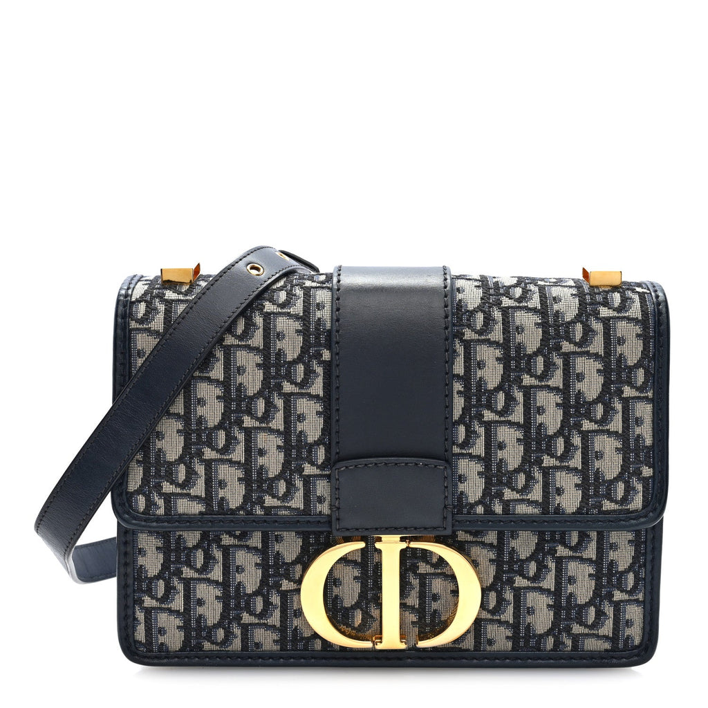 Oblique 30 Montaigne Flap Bag Blue AT My store