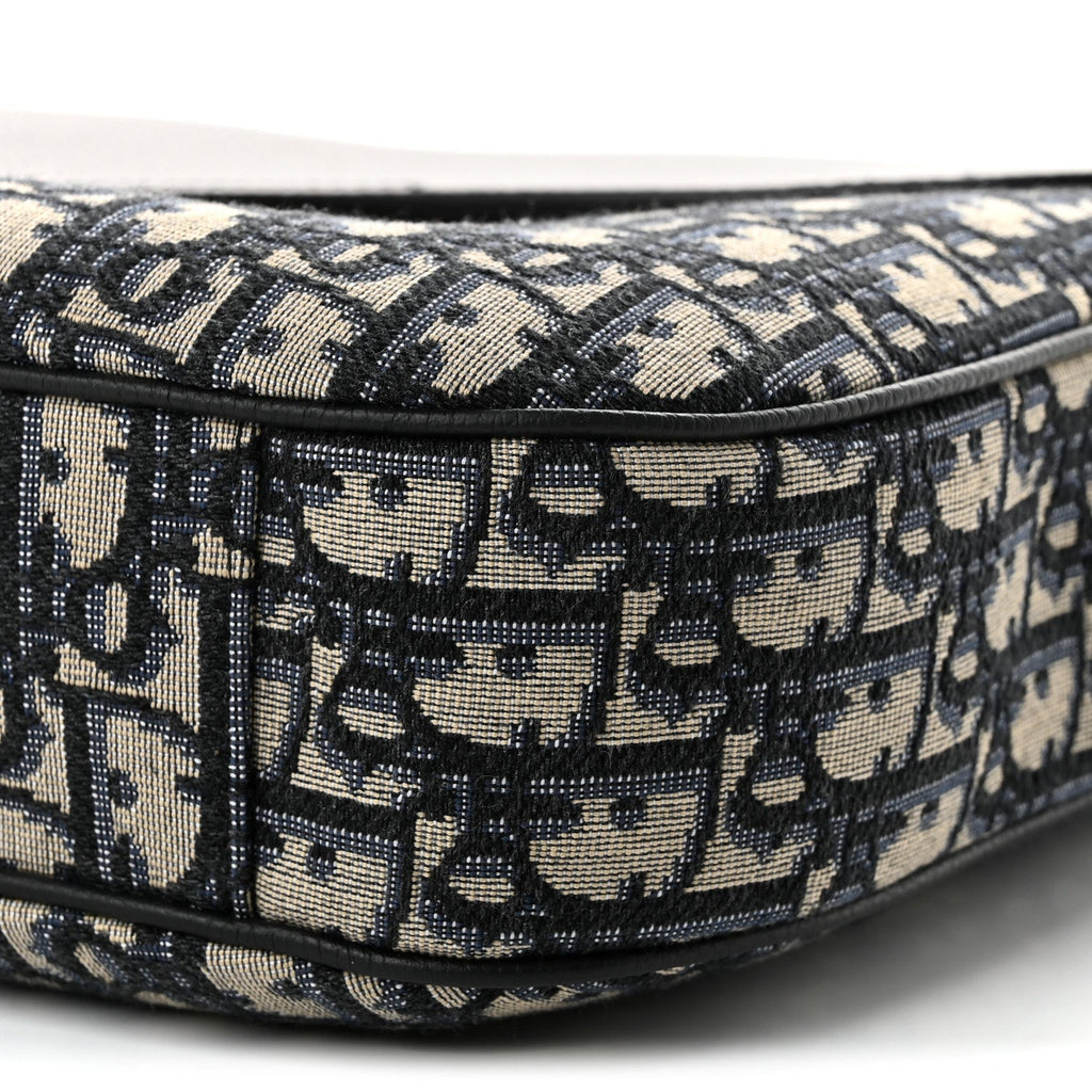 Grained Calfskin Oblique Large Saddle Messenger Black AT My store