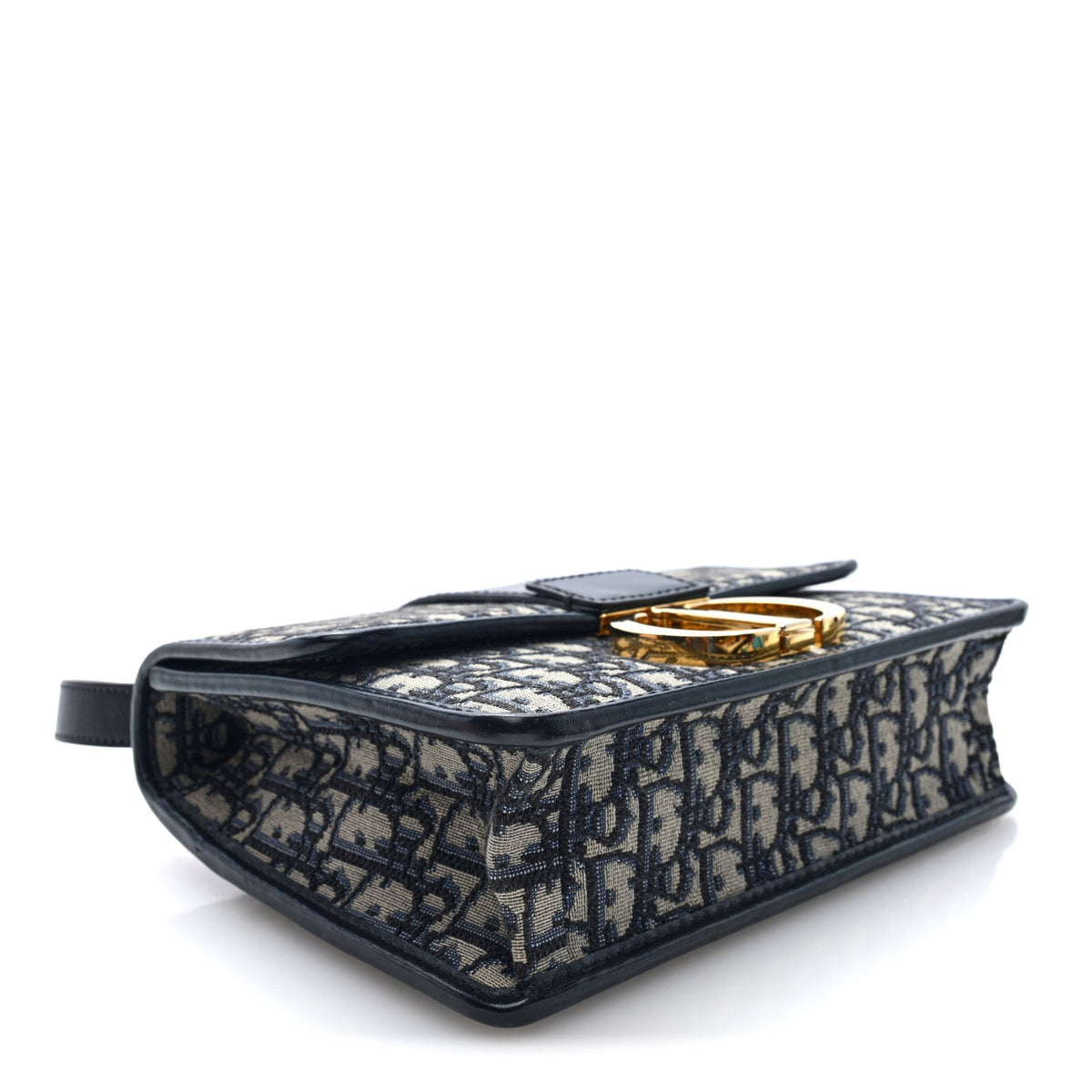 Oblique 30 Montaigne Flap Bag Blue AT My store