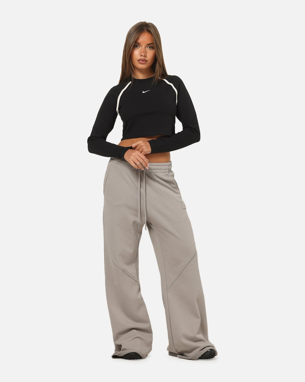 Top Seller Nike Women's Sportswear Tight Long-Sleeve Cropped Top Black/Black