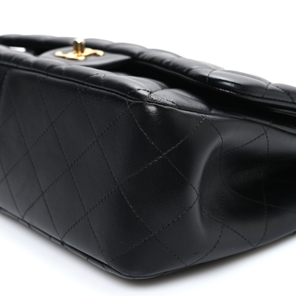 Lambskin Quilted Jumbo Double Flap Black At My store
