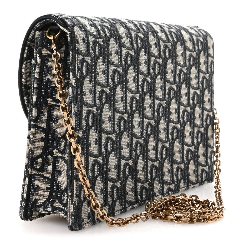 Oblique Saddle Chain Pouch Blue AT My store