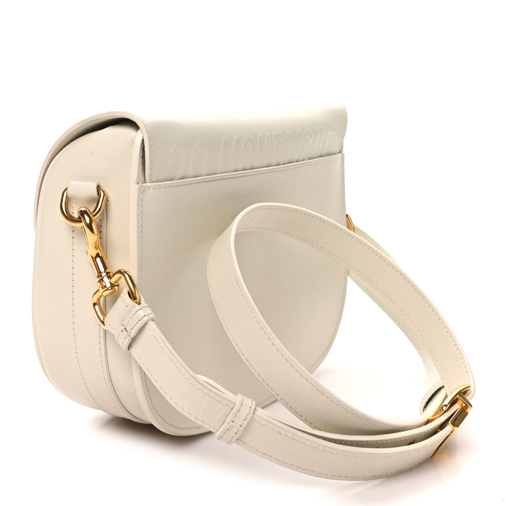 Box Calfskin Medium Bobby Flap Latte AT My store