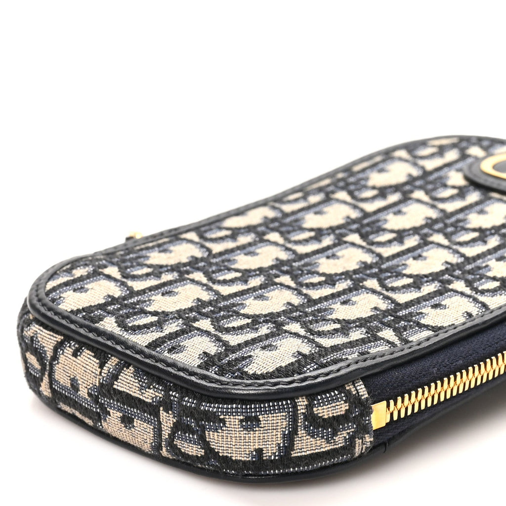 Oblique 30 Montaigne Phone Holder Blue AT My store