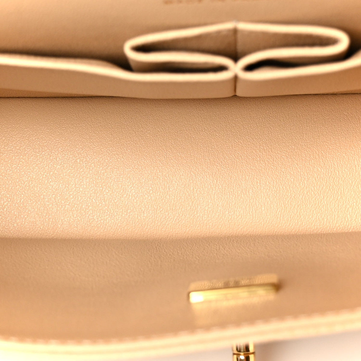 Caviar Quilted Medium Double Flap Beige At My store