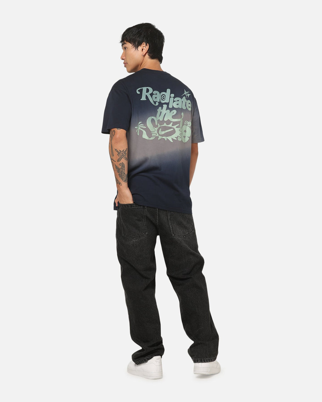 Top Seller Nike Sportswear Dunk Dip Dye T-Shirt Pencil Point