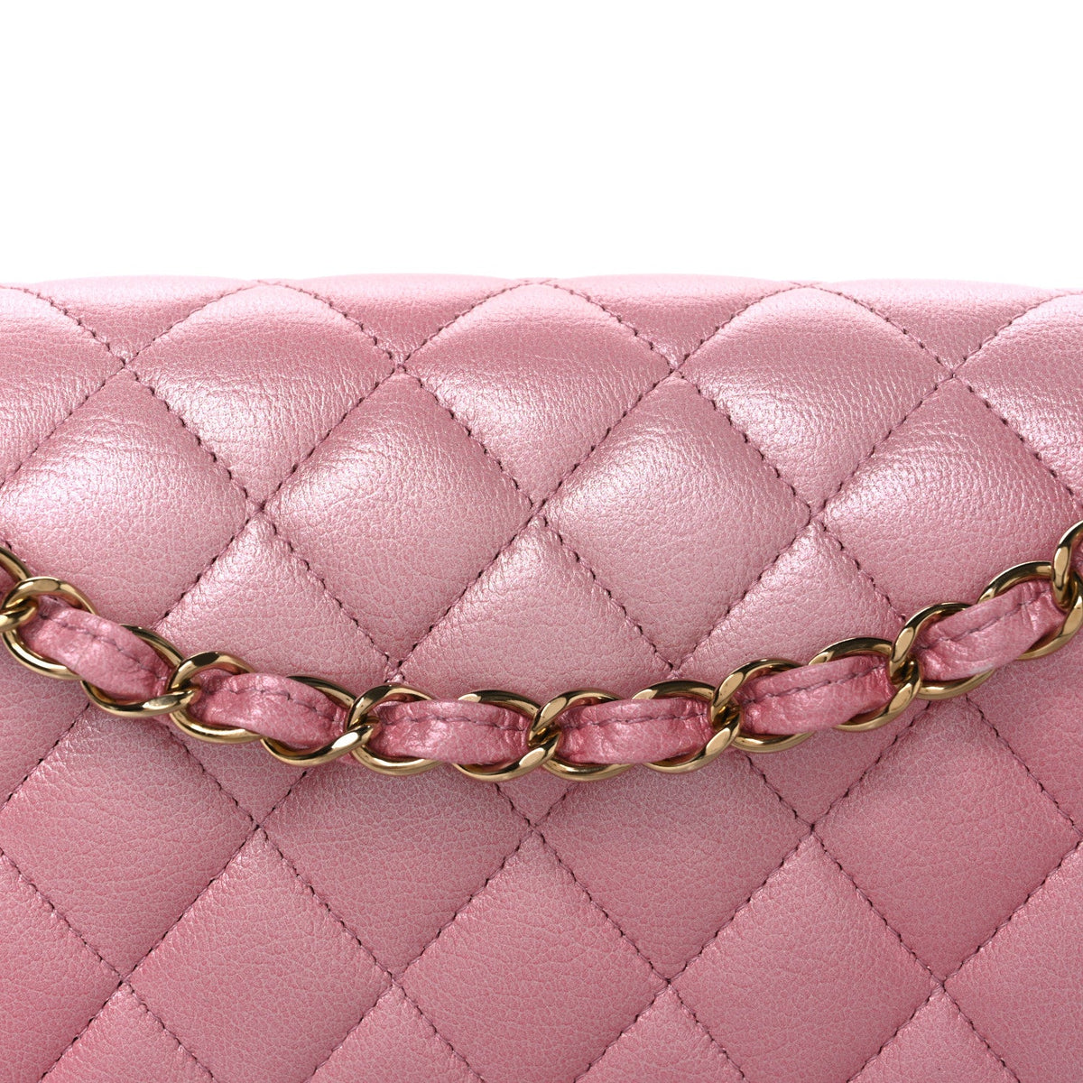 Iridescent Caviar Quilted Medium Double Flap Rose Pink At My store