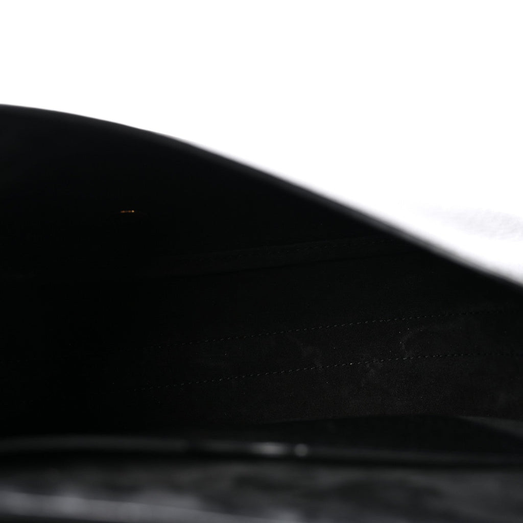 Grained Calfskin Large Bobby Flap Black AT My store